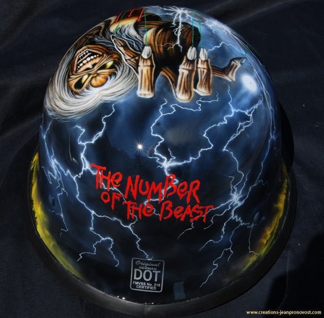 The Number of the beast - Airbrush helmet moto Montreal